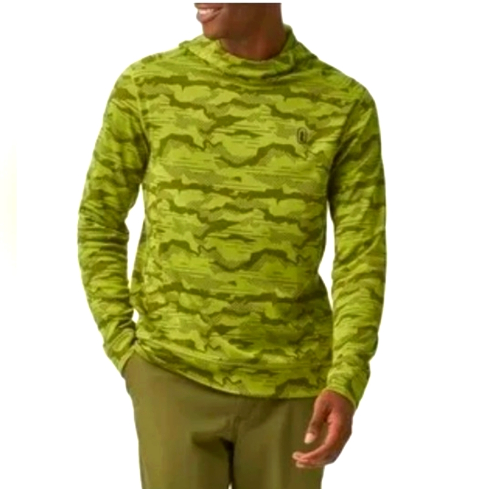 BASS OUTDOOR Men's Long Sleeve Camo Hoodie SIZE: small COLOR: Woodbn Camo green